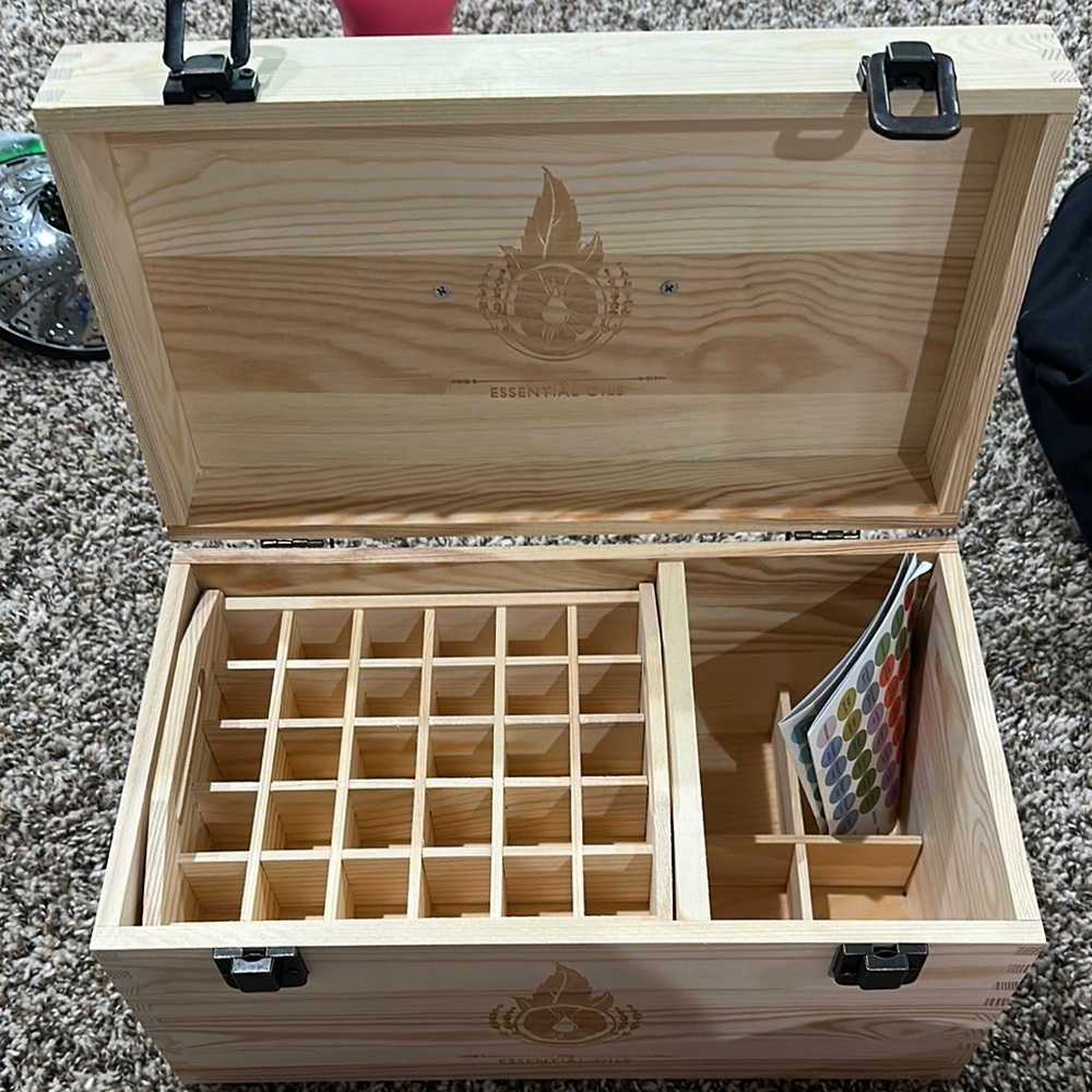 Wooden Essential Oil Storage Box